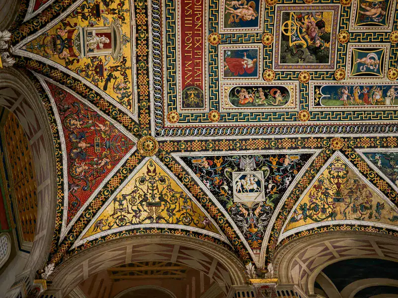 Fresques de la Bibliothèque Piccolomini du Dôme de Sienne